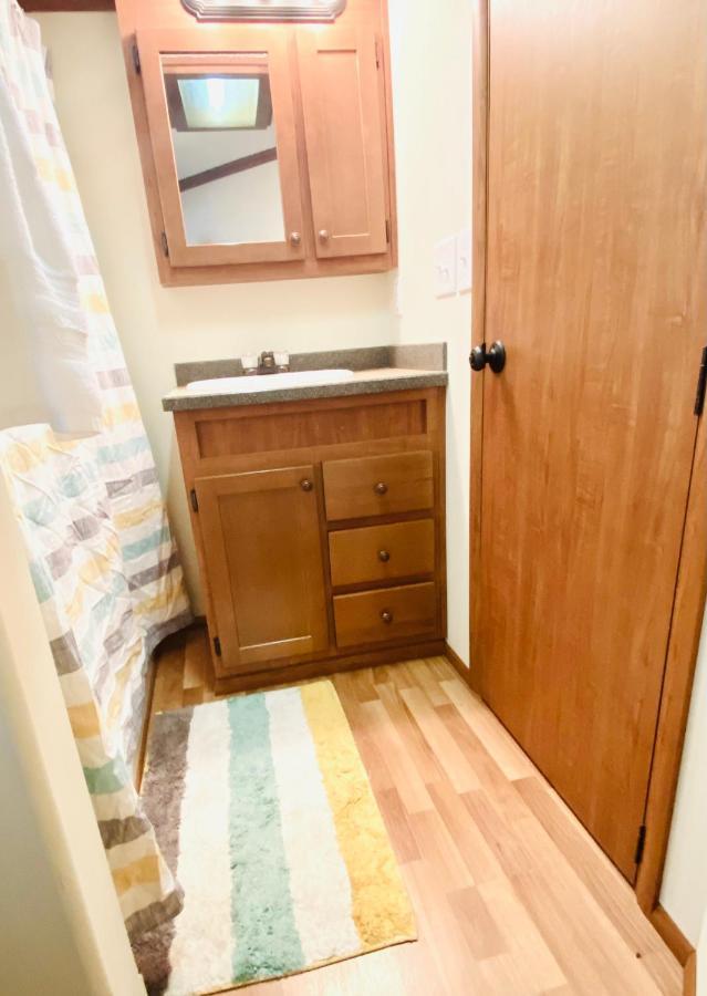Pleasure Point Rv Resort Edmore Экстерьер фото