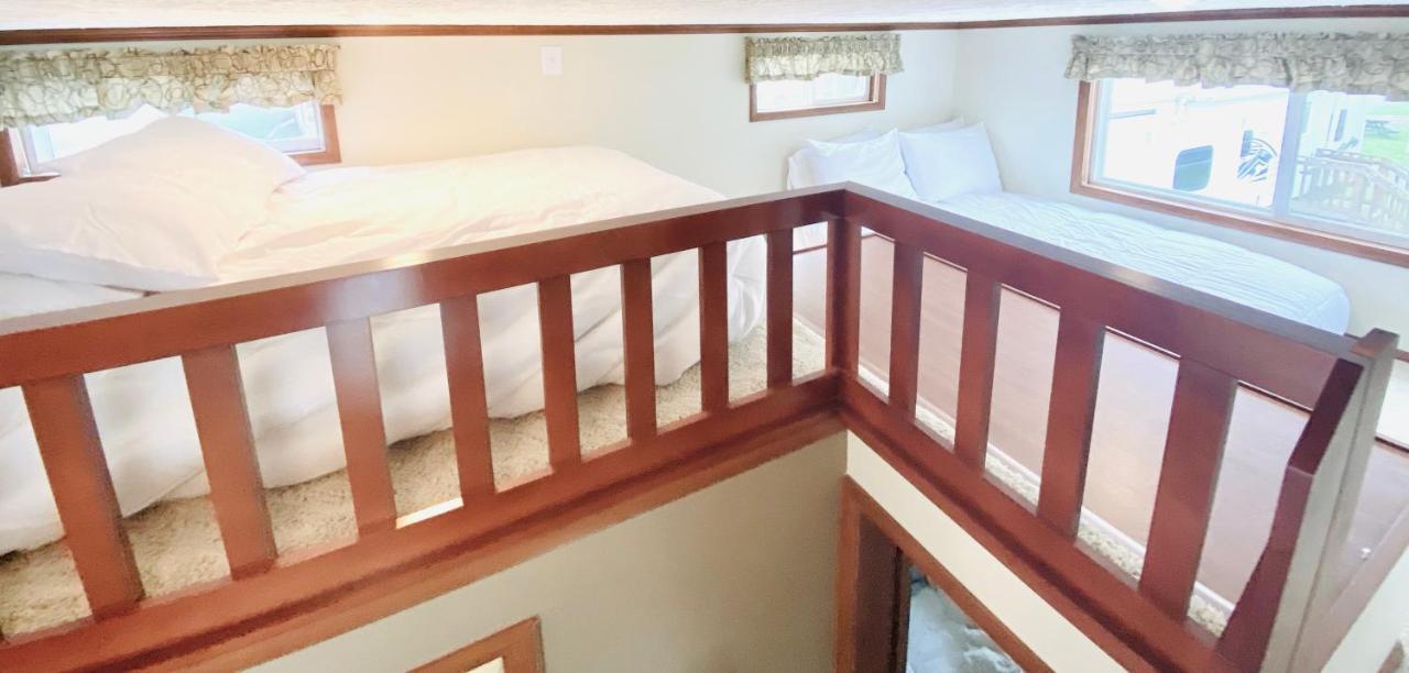 Pleasure Point Rv Resort Edmore Экстерьер фото