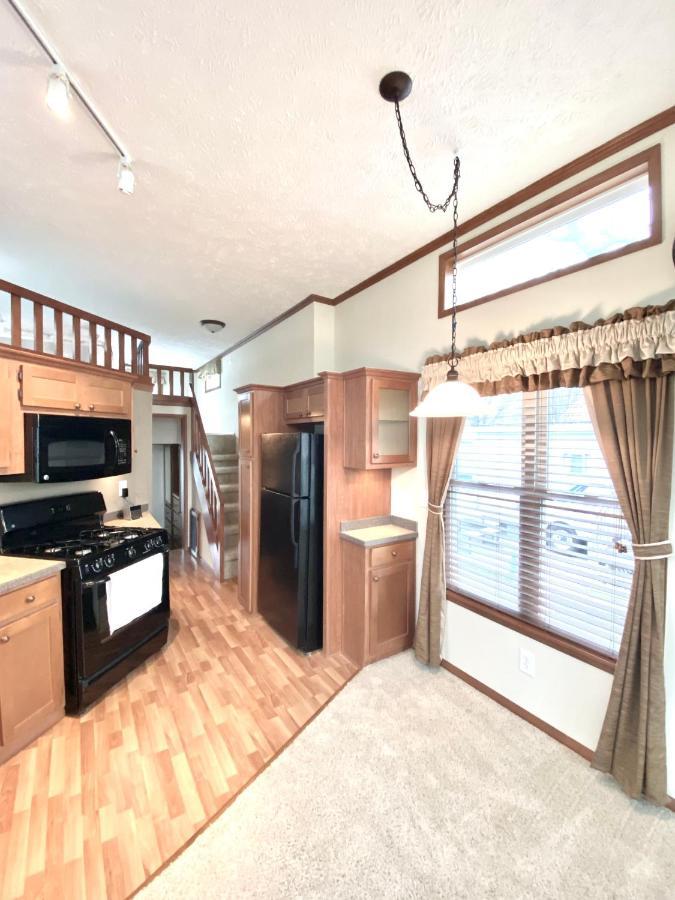 Pleasure Point Rv Resort Edmore Экстерьер фото