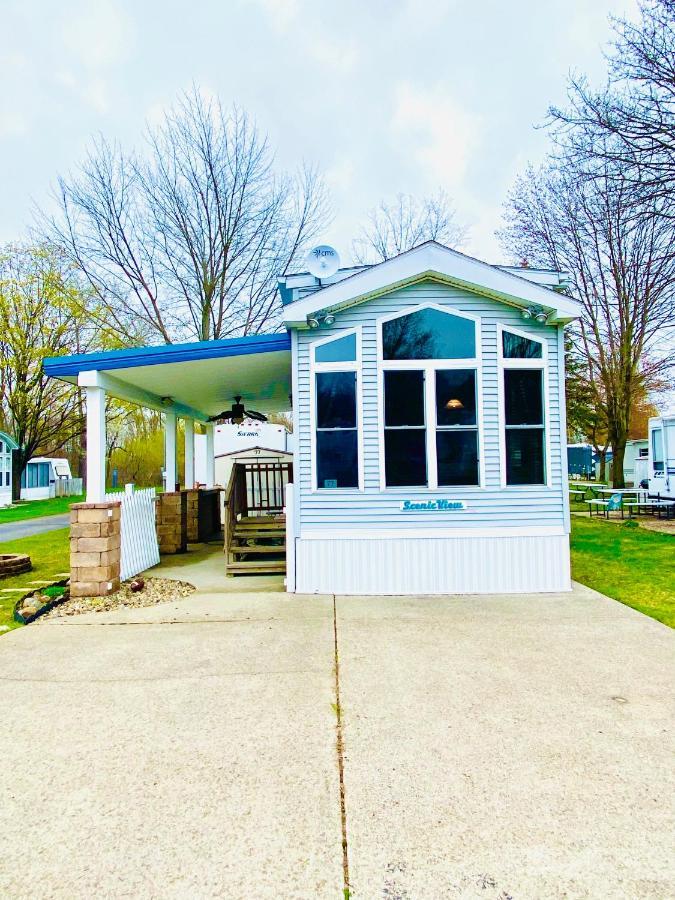 Pleasure Point Rv Resort Edmore Экстерьер фото