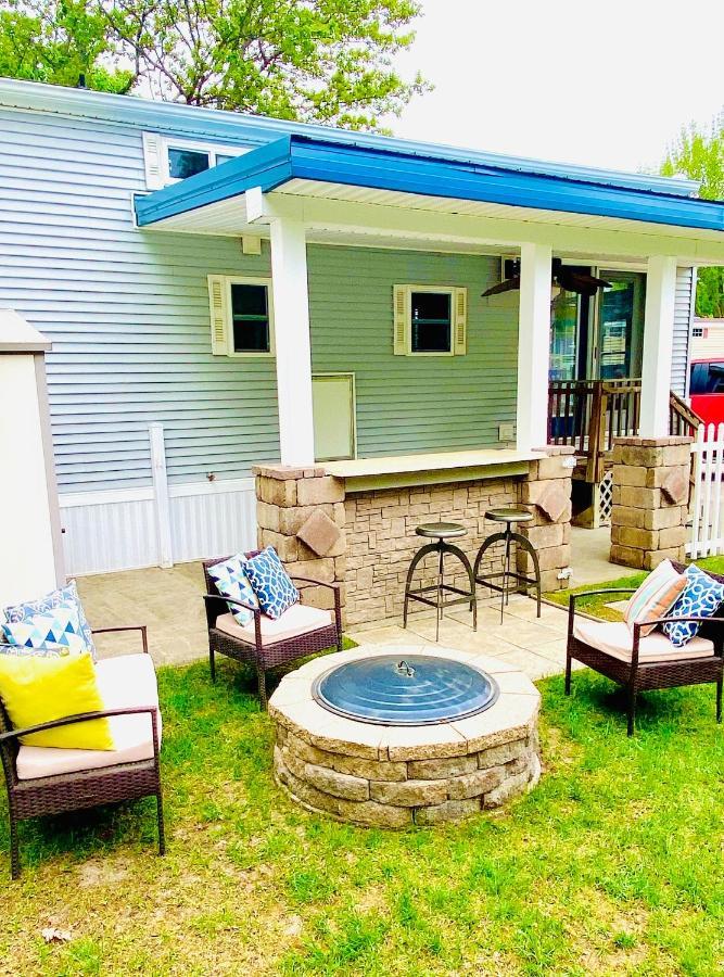 Pleasure Point Rv Resort Edmore Экстерьер фото
